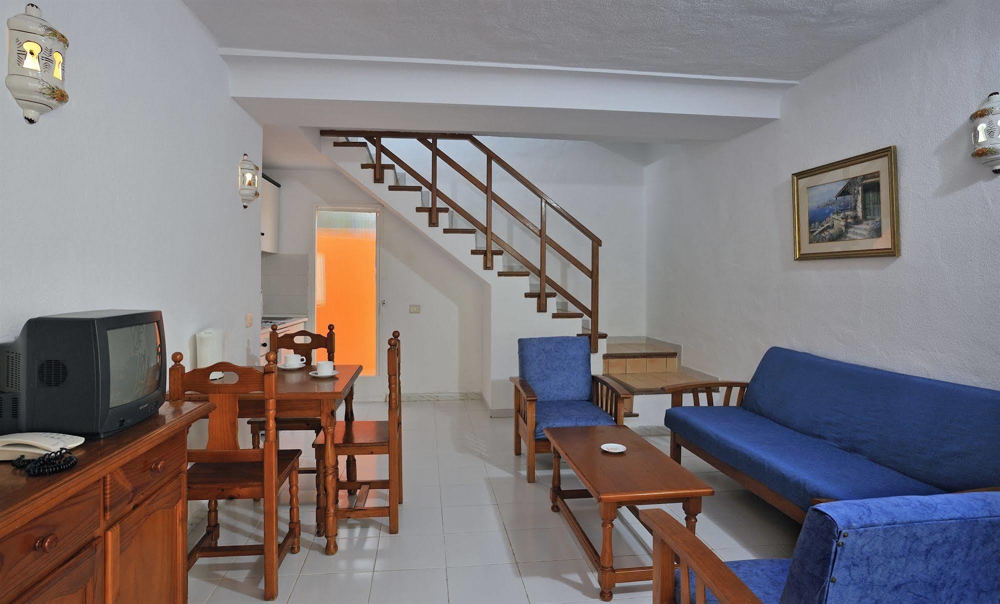 Globales Costa Tropical Apartment Costa De Antigua Exterior photo