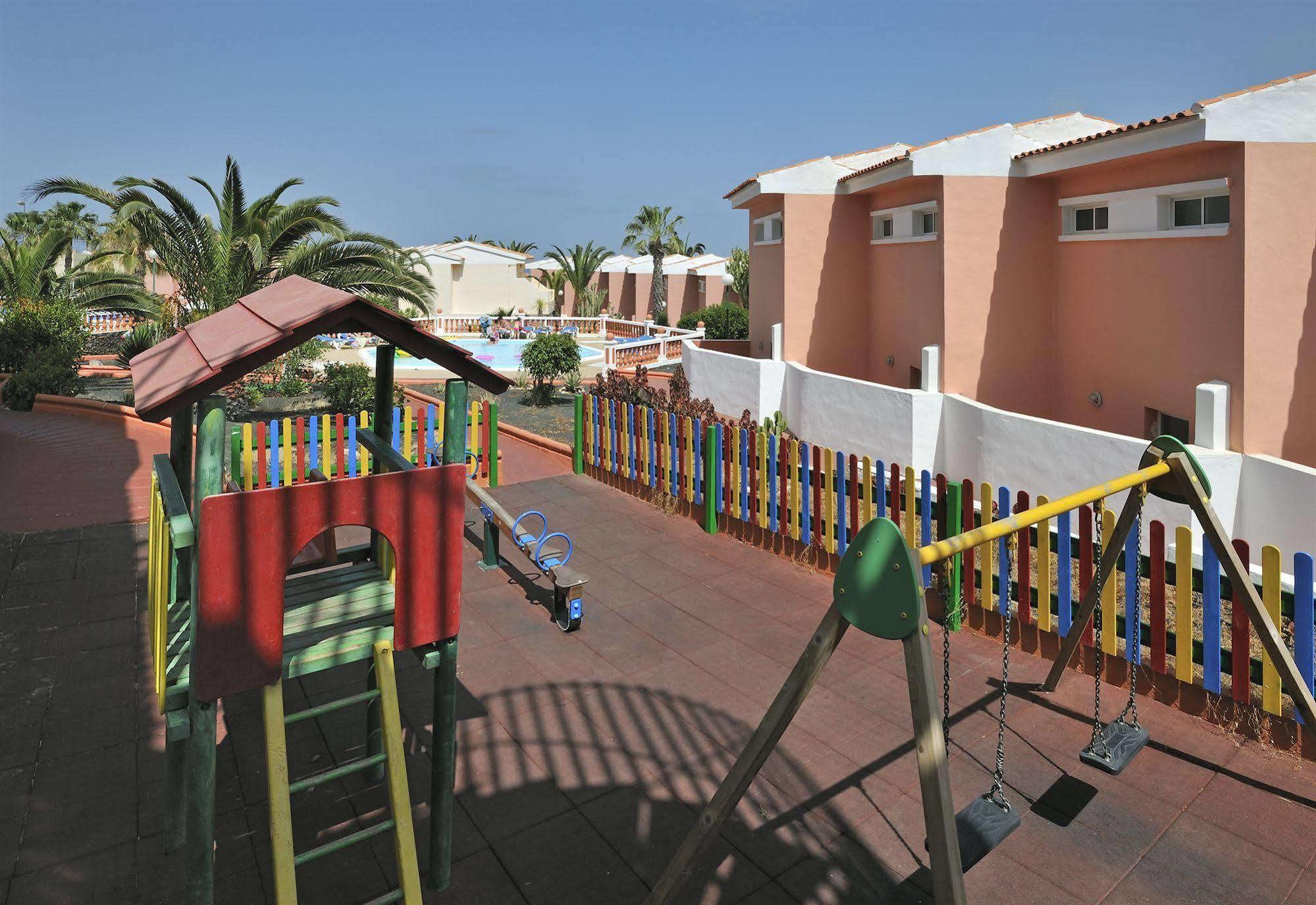 Globales Costa Tropical Apartment Costa De Antigua Exterior photo